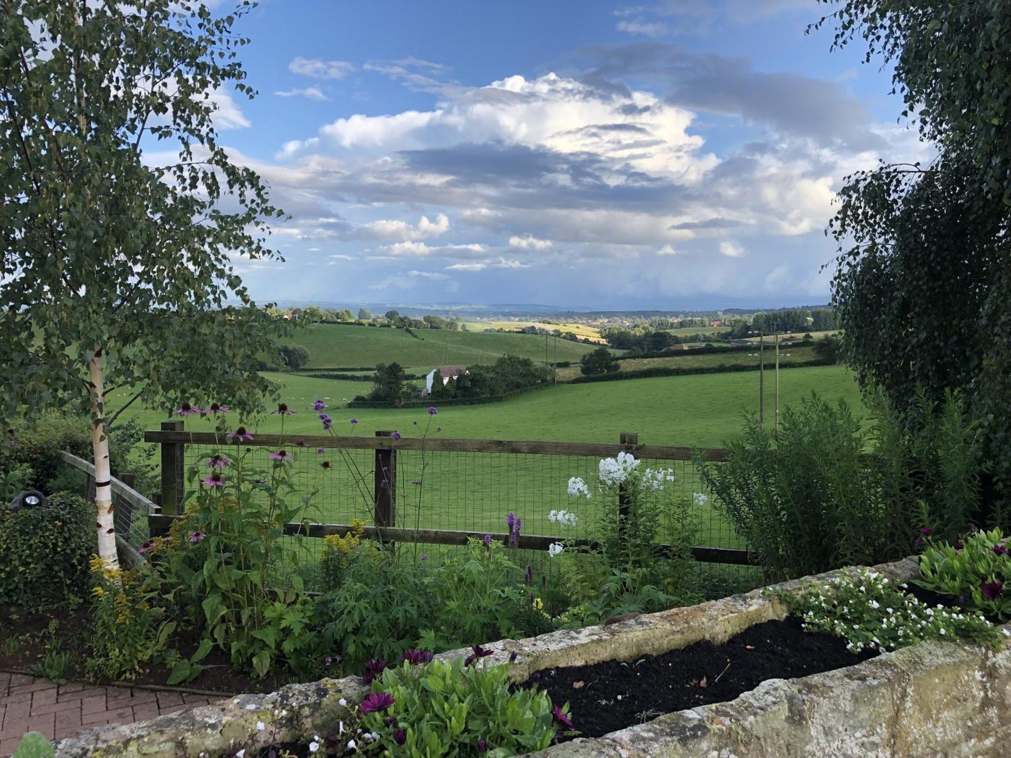 Betula Views Studio Newent Екстер'єр фото