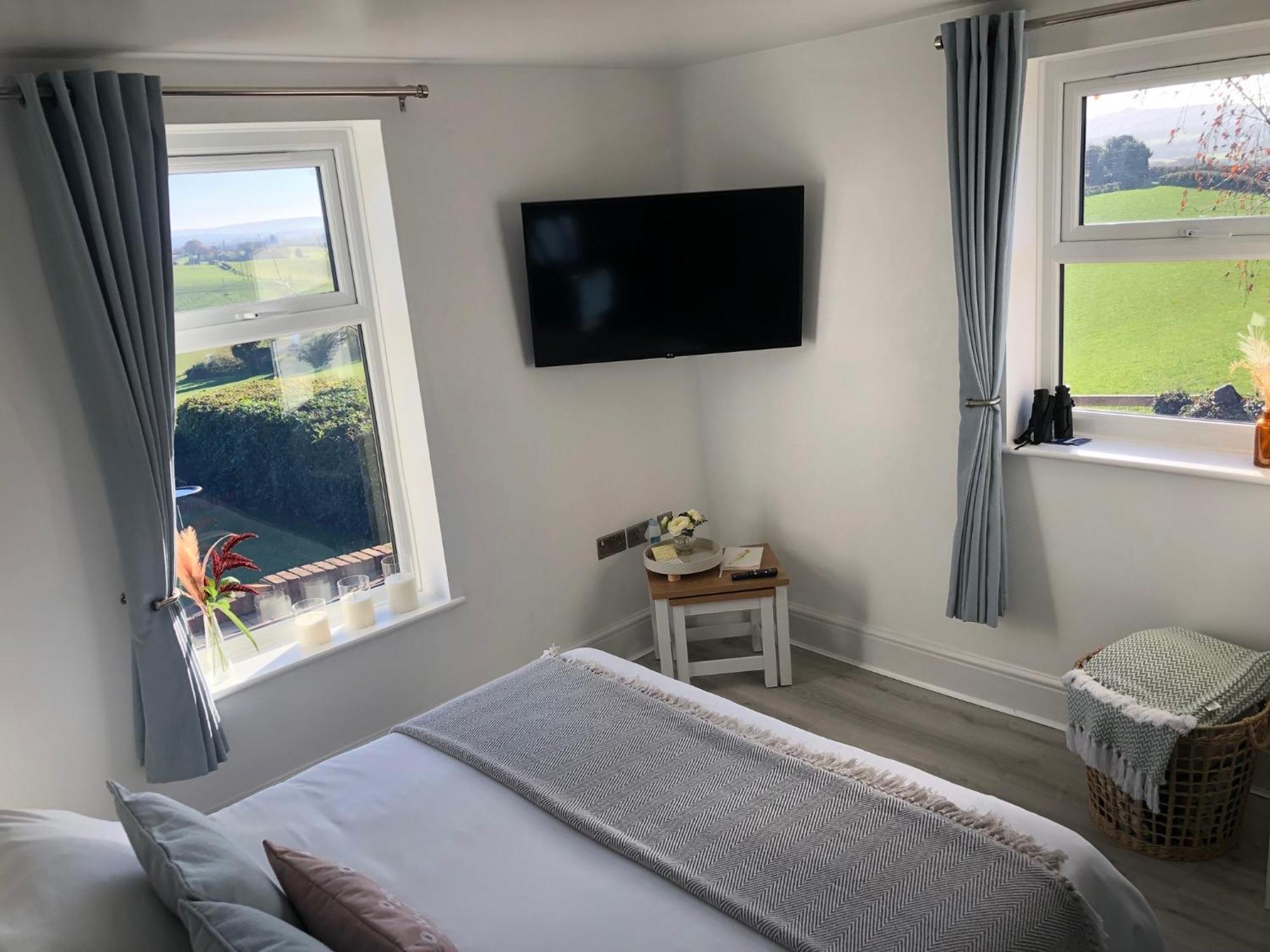 Betula Views Studio Newent Екстер'єр фото